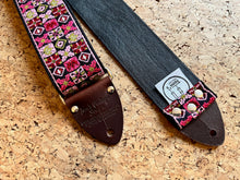 Load image into Gallery viewer, UNIQUE PIECE - Burgundy Woodstock &quot;Tom&#39;s Vintage Straps&quot; guitar/bass strap
